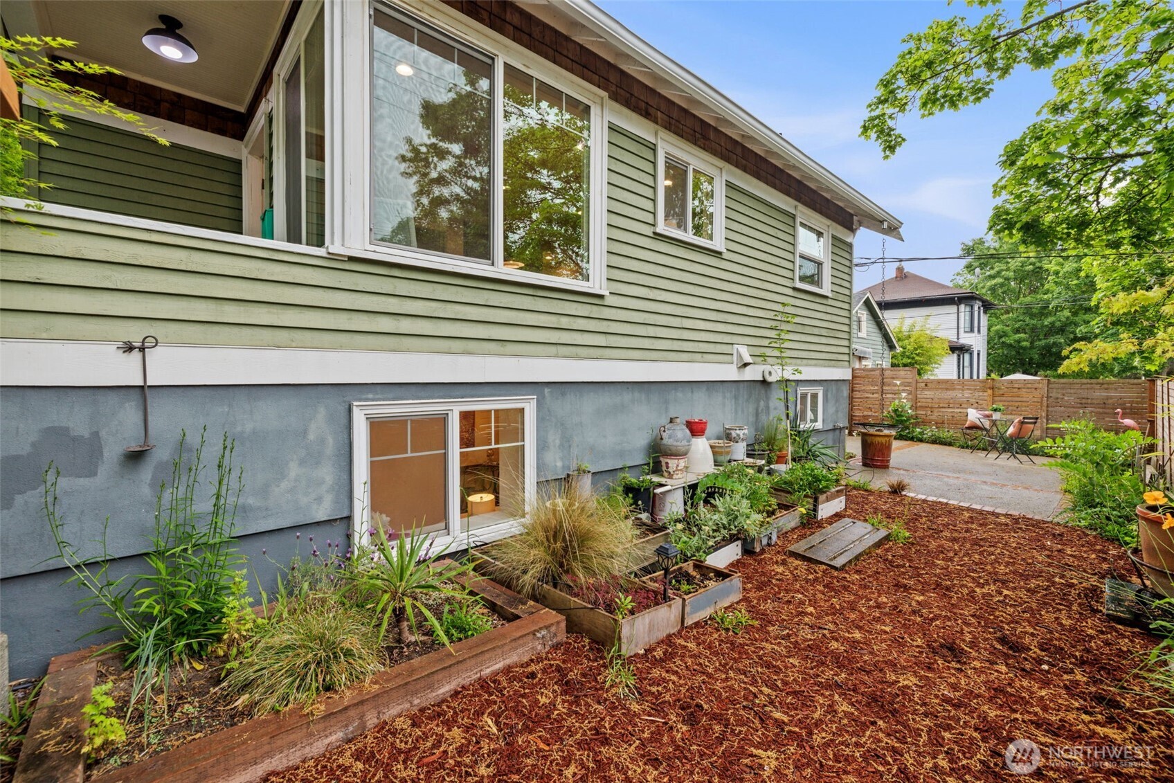 902 22nd Avenue , Seattle, WA 98122