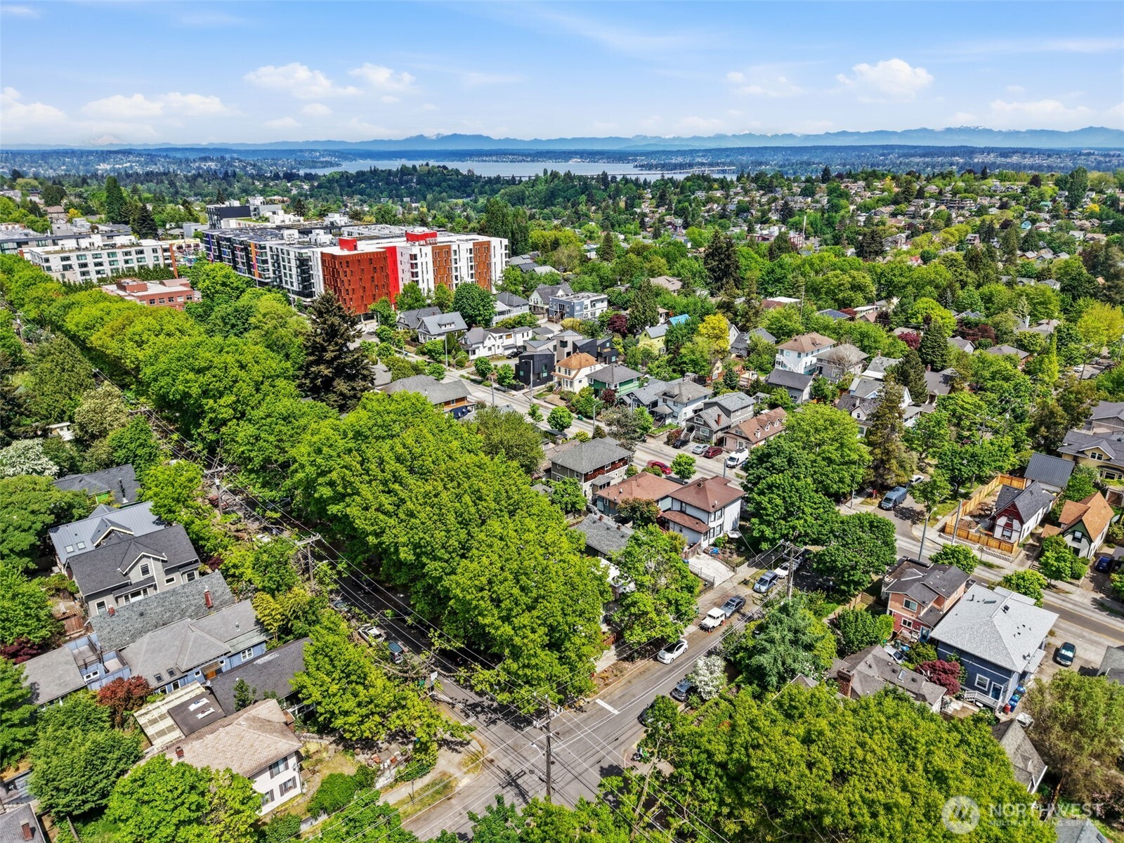 902 22nd Avenue , Seattle, WA 98122