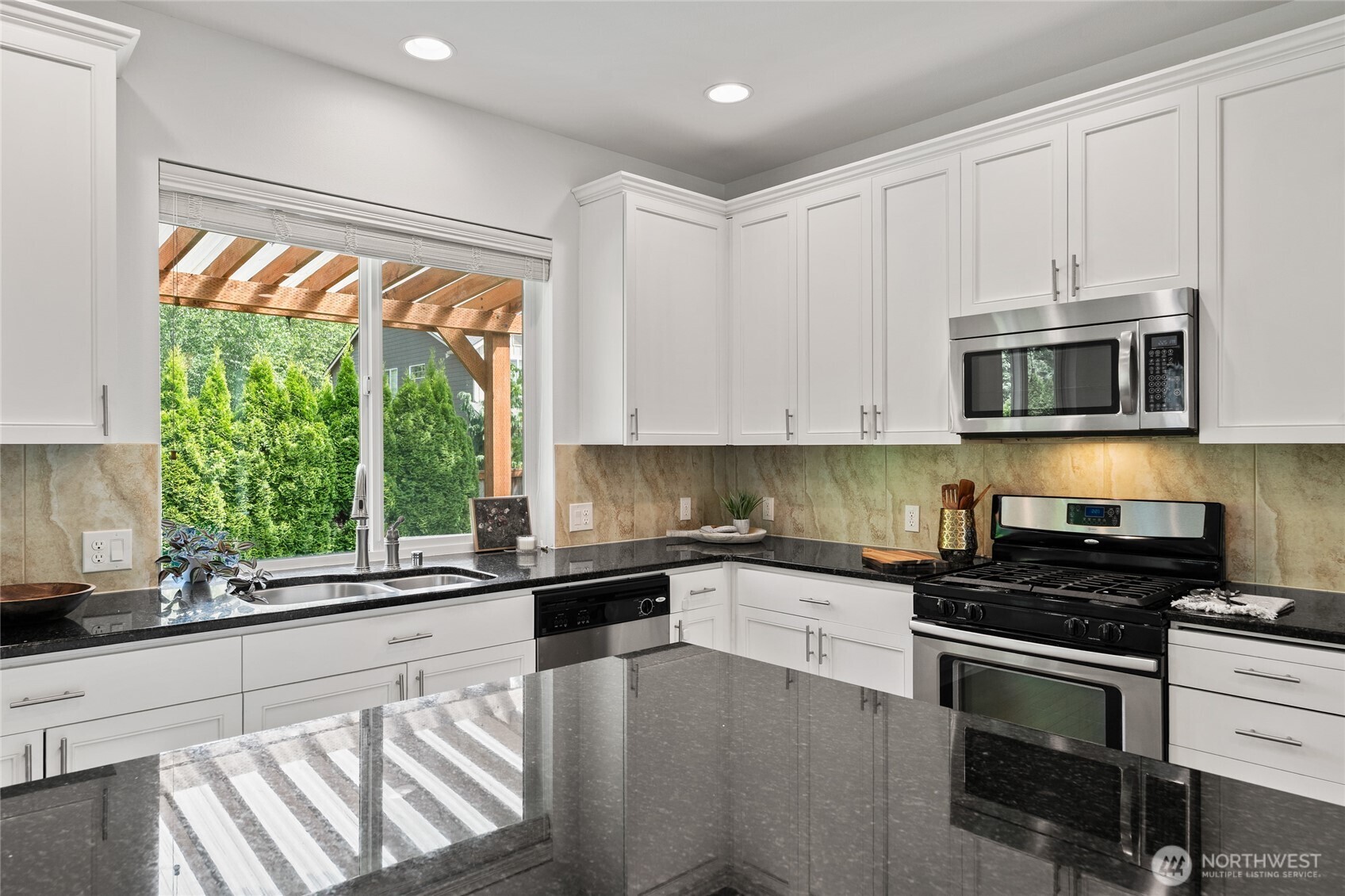 254 Elma Court NE, Renton, WA 98059-5278