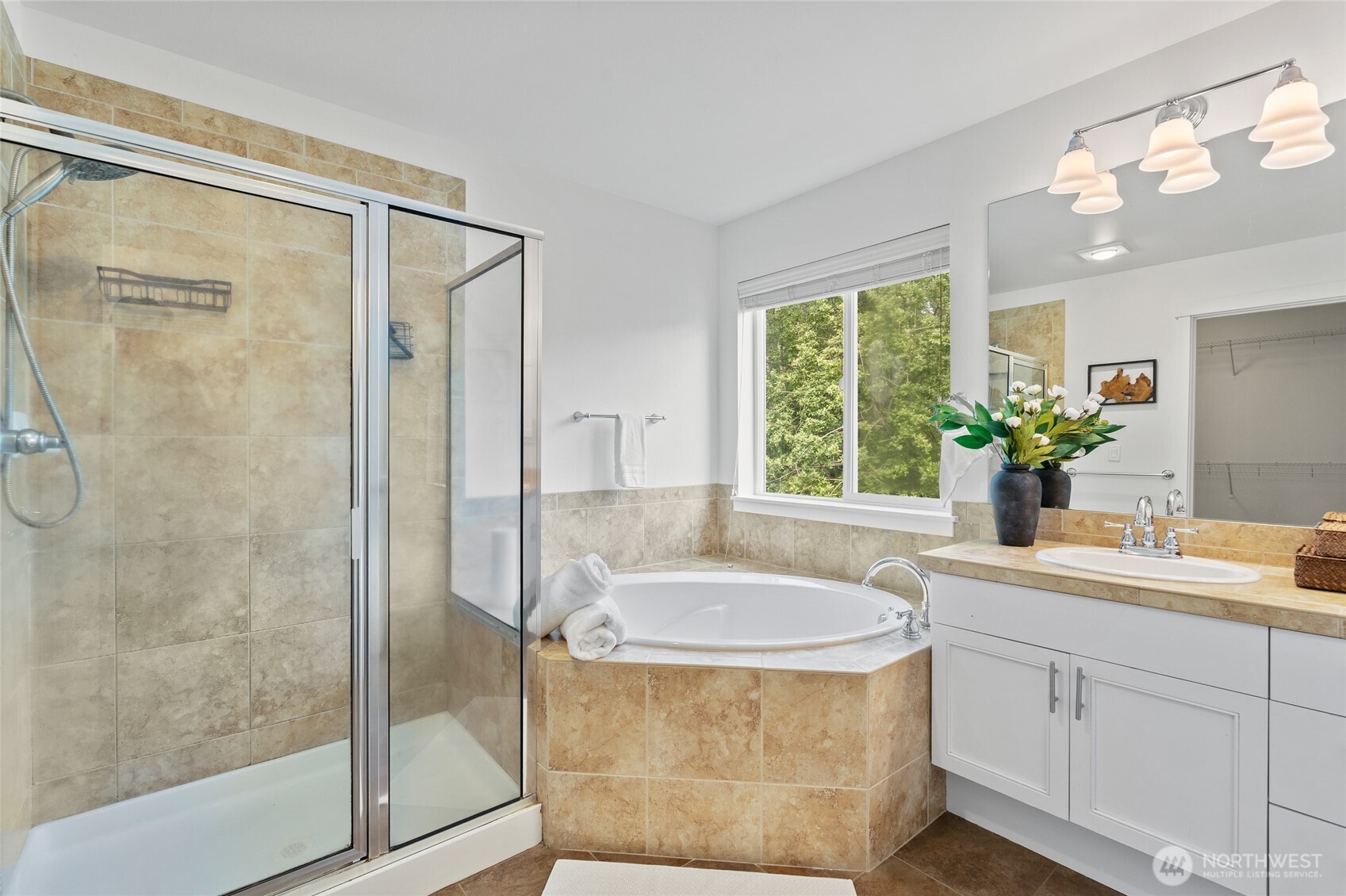 254 Elma Court NE, Renton, WA 98059-5278