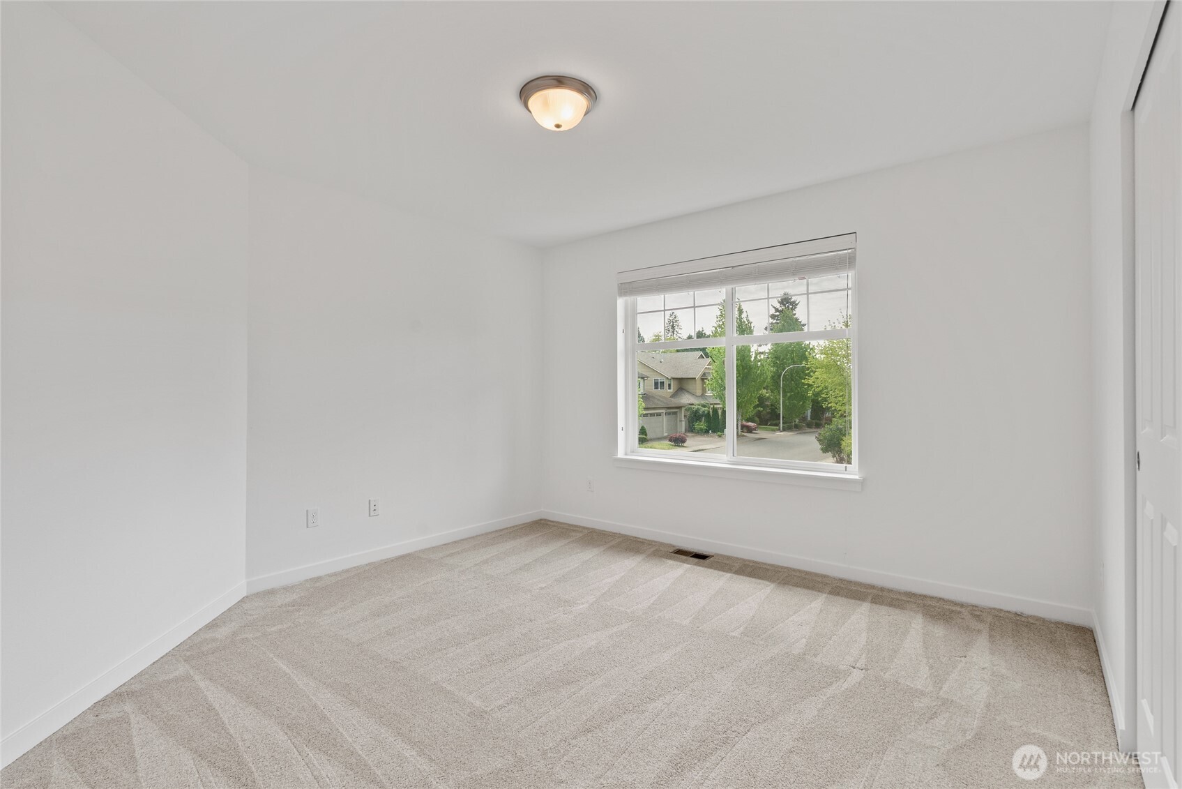 254 Elma Court NE, Renton, WA 98059-5278