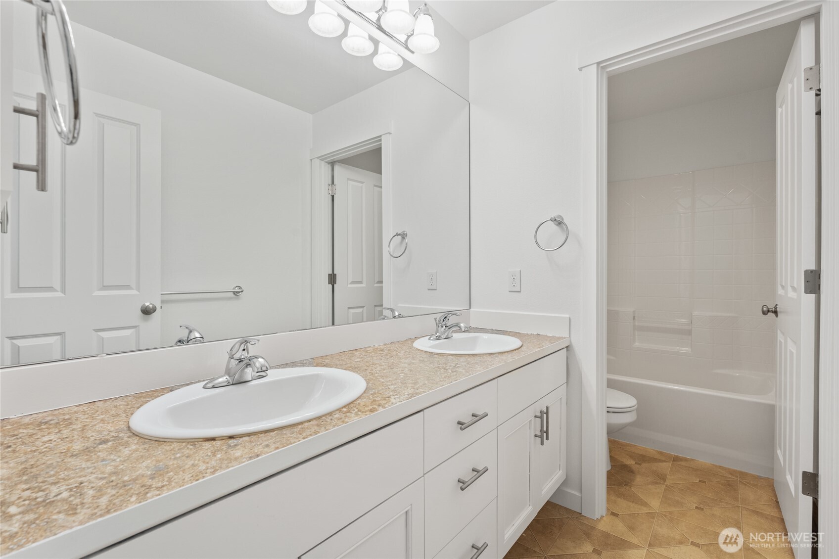 254 Elma Court NE, Renton, WA 98059-5278
