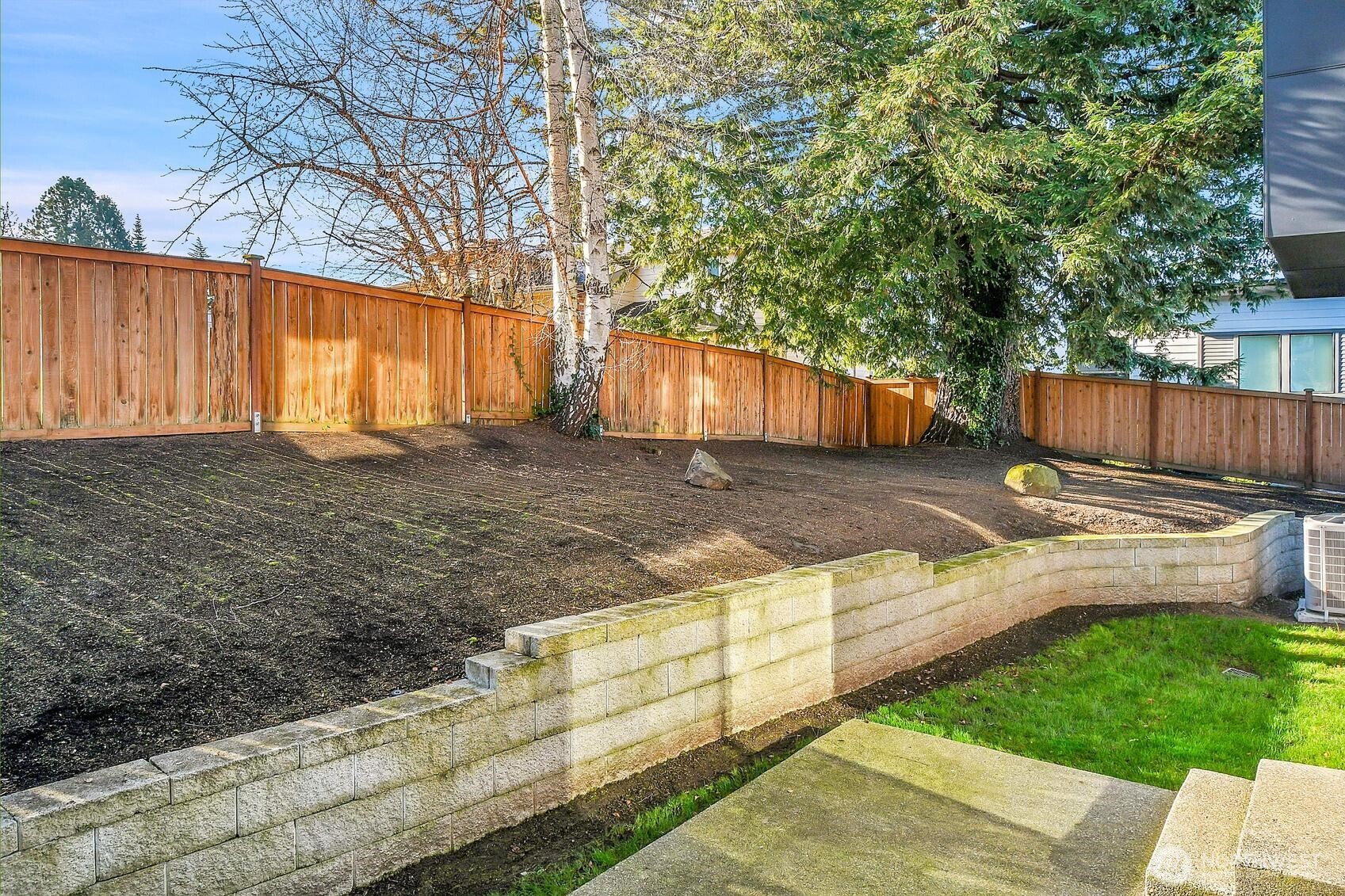 1113 N 39th Court , Renton, WA 98056