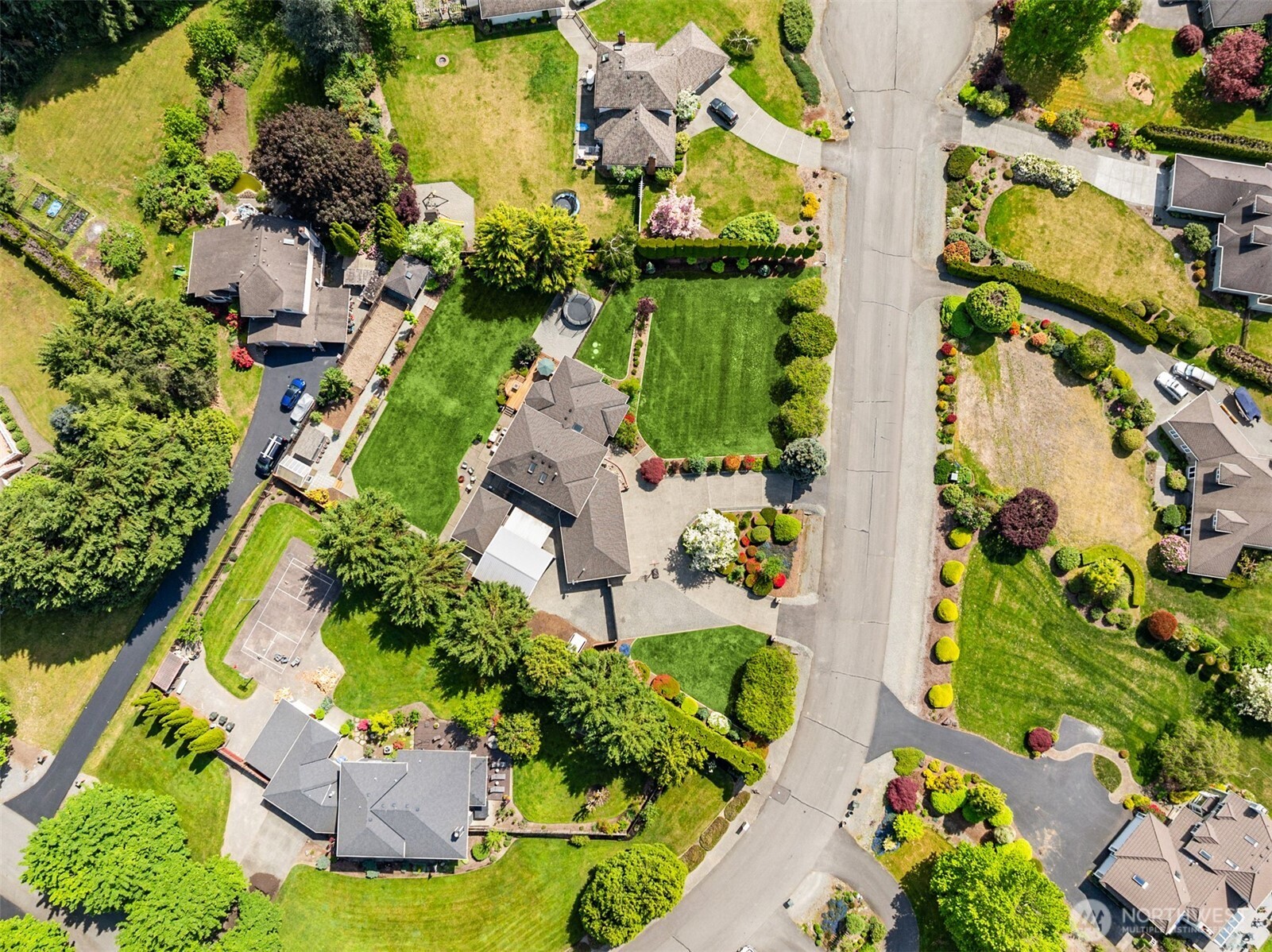 21118 SE 137th Place , Issaquah, WA 98027