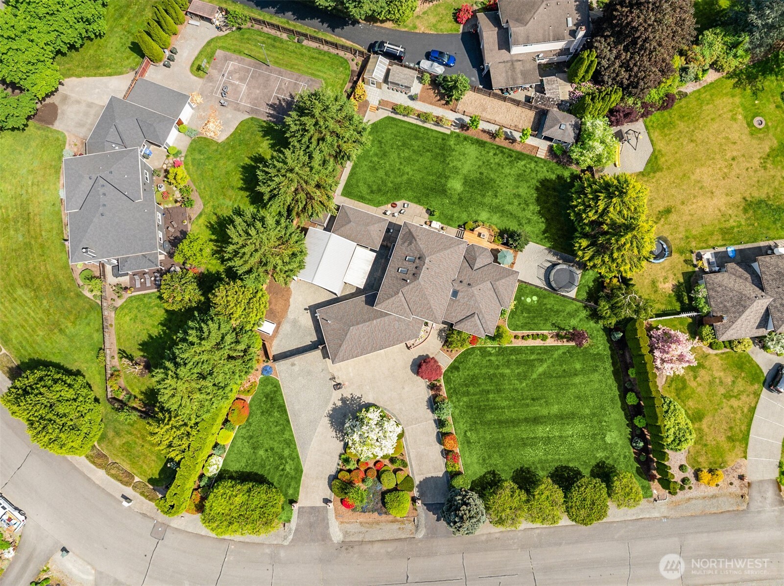 21118 SE 137th Place , Issaquah, WA 98027