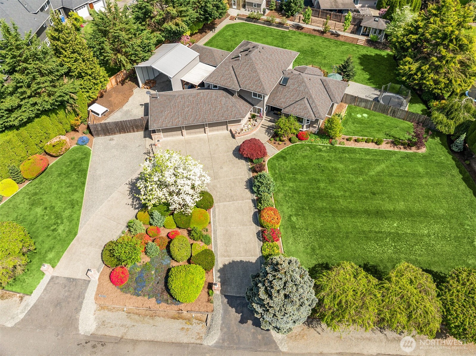 21118 SE 137th Place , Issaquah, WA 98027