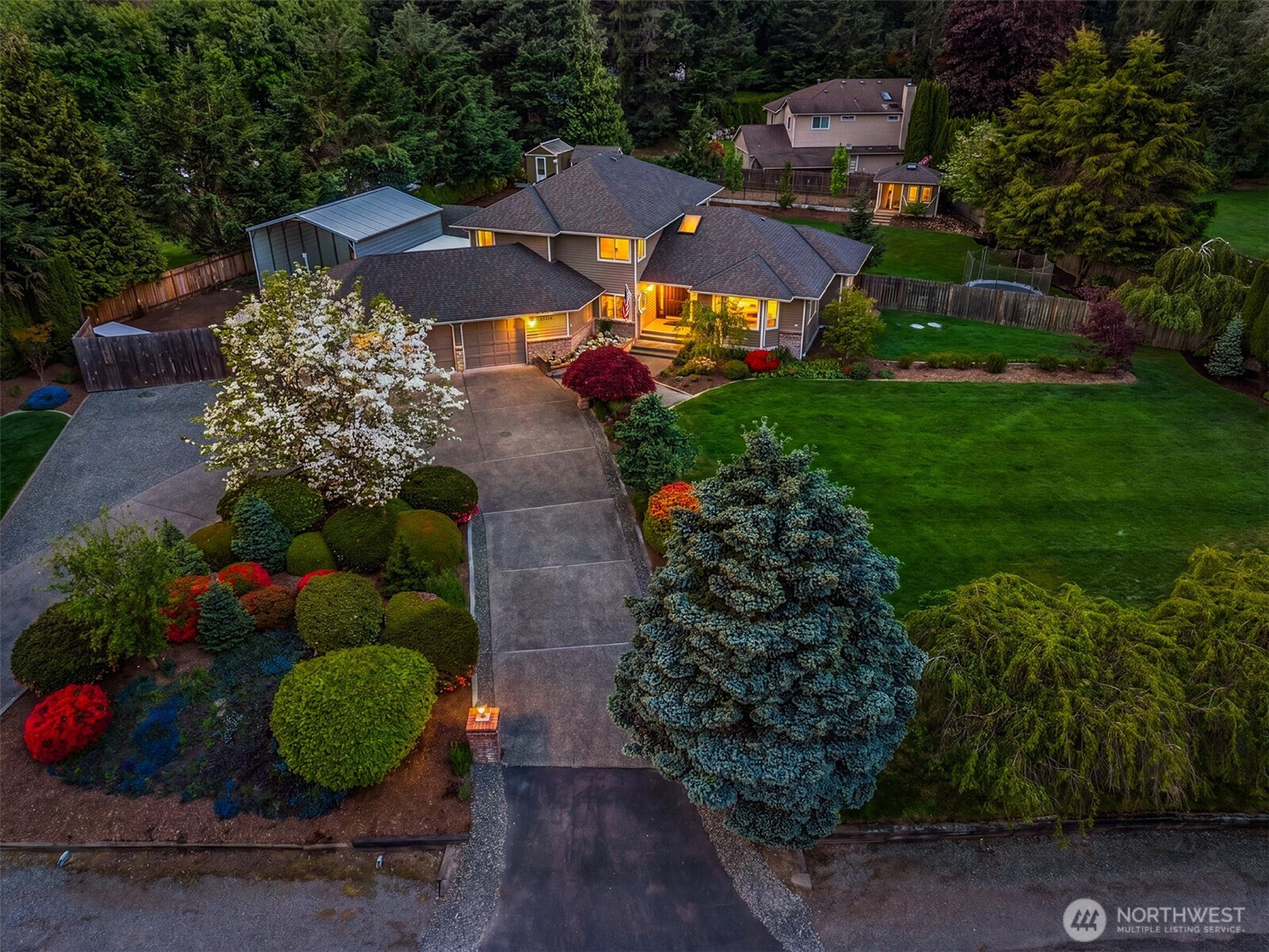 21118 SE 137th Place , Issaquah, WA 98027