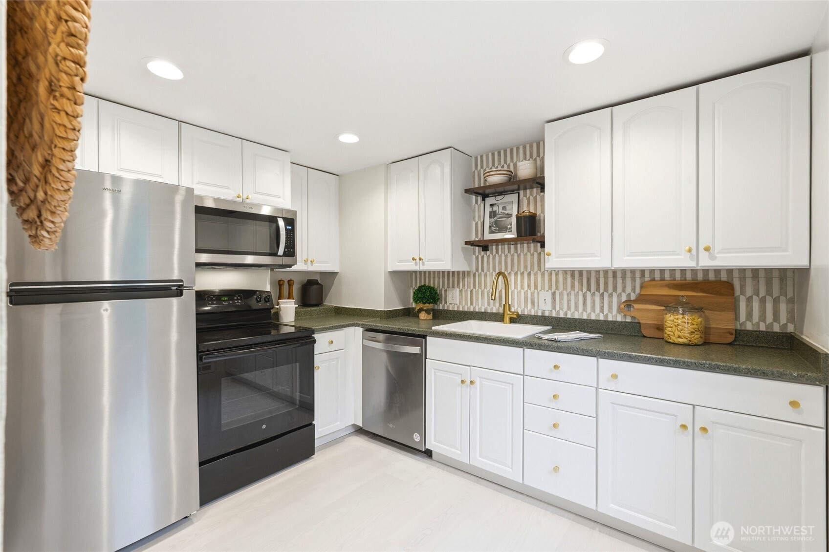 3608 SE 5th Place , Renton, WA 98058