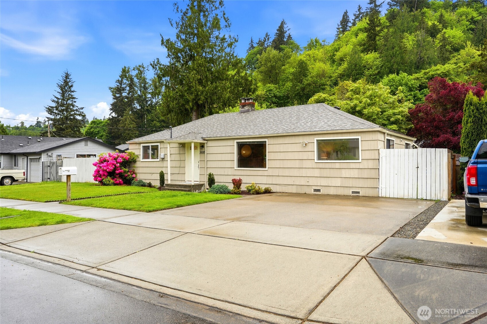 3608 SE 5th Place , Renton, WA 98058