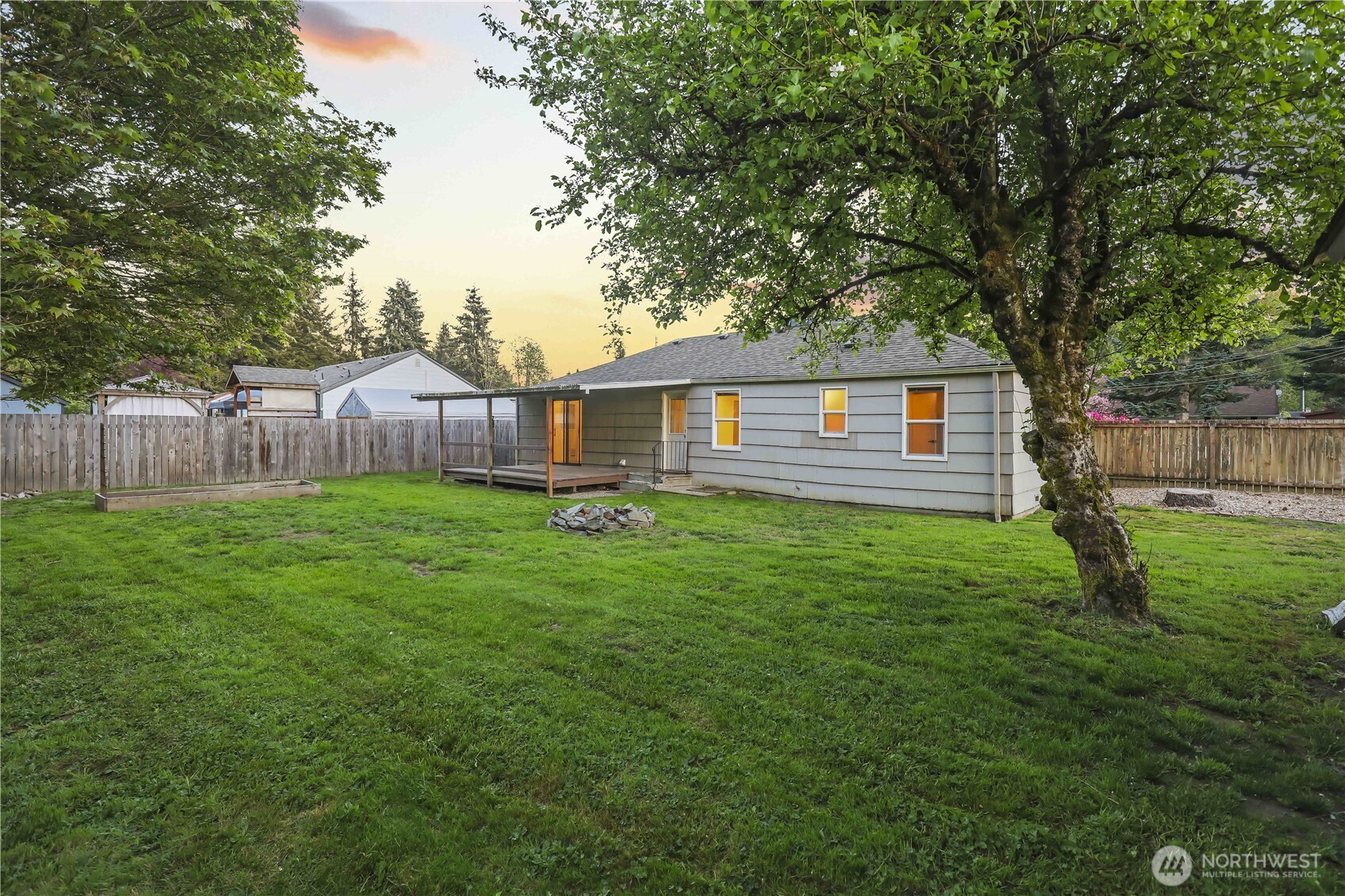 3608 SE 5th Place , Renton, WA 98058
