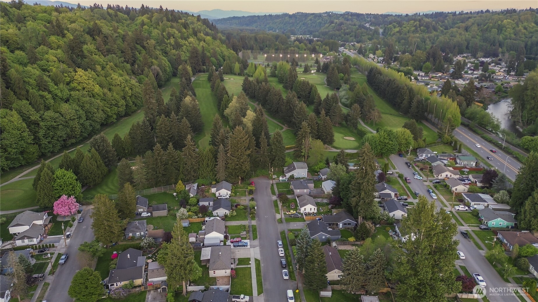 3608 SE 5th Place , Renton, WA 98058