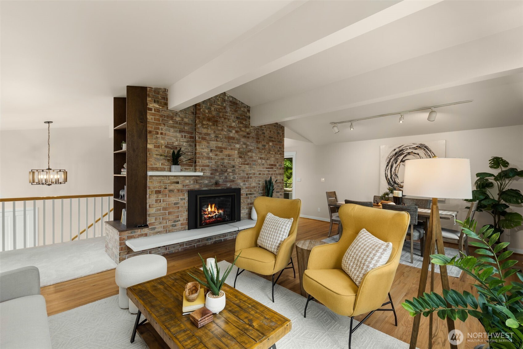 8805 SE 39th Street , Mercer Island, WA 98040
