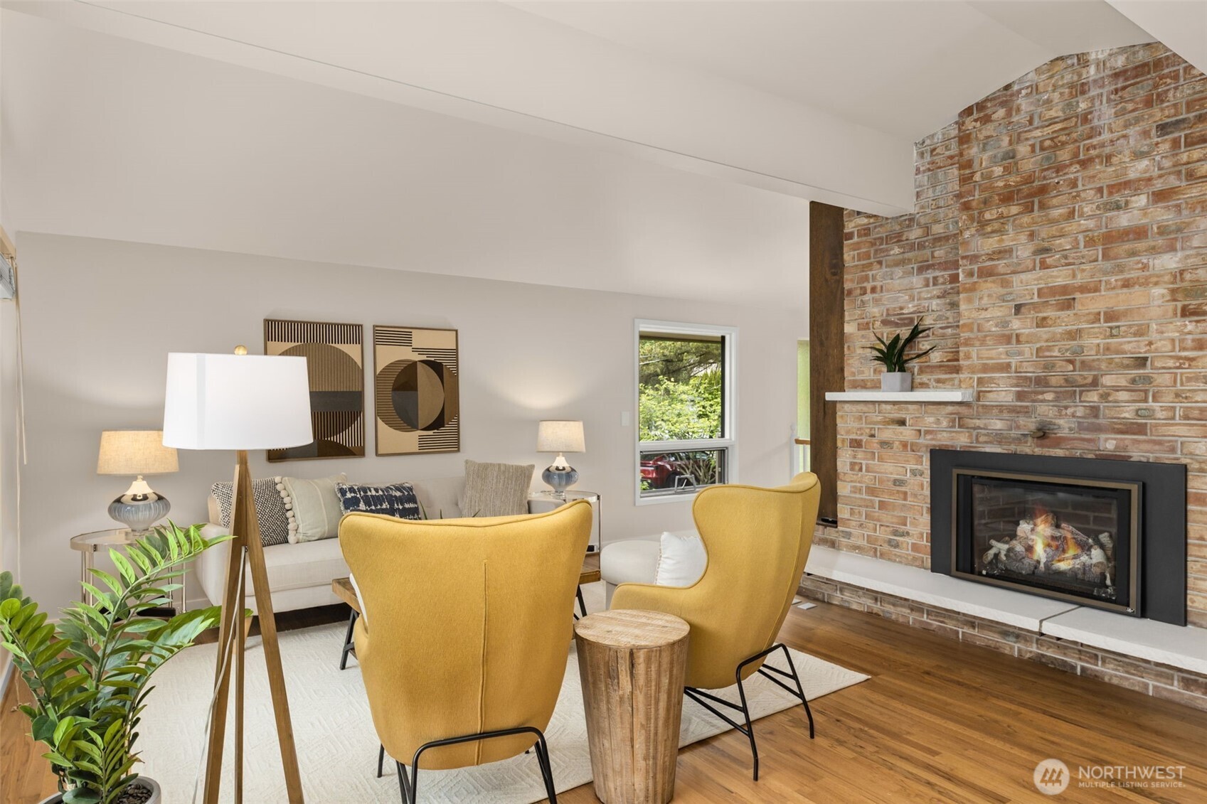 8805 SE 39th Street , Mercer Island, WA 98040