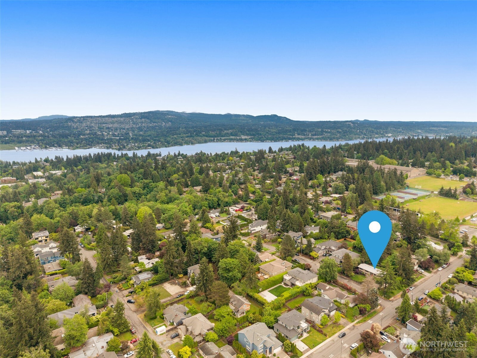 8805 SE 39th Street , Mercer Island, WA 98040