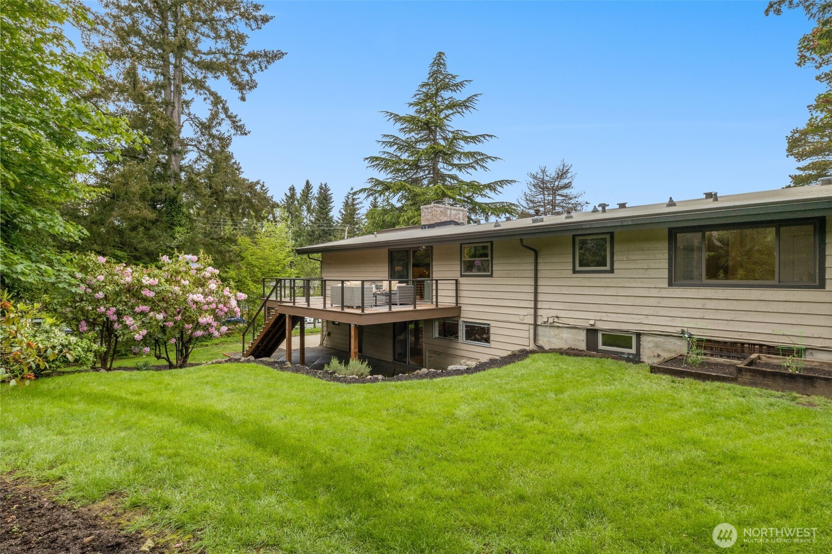 8805 SE 39th Street , Mercer Island, WA 98040