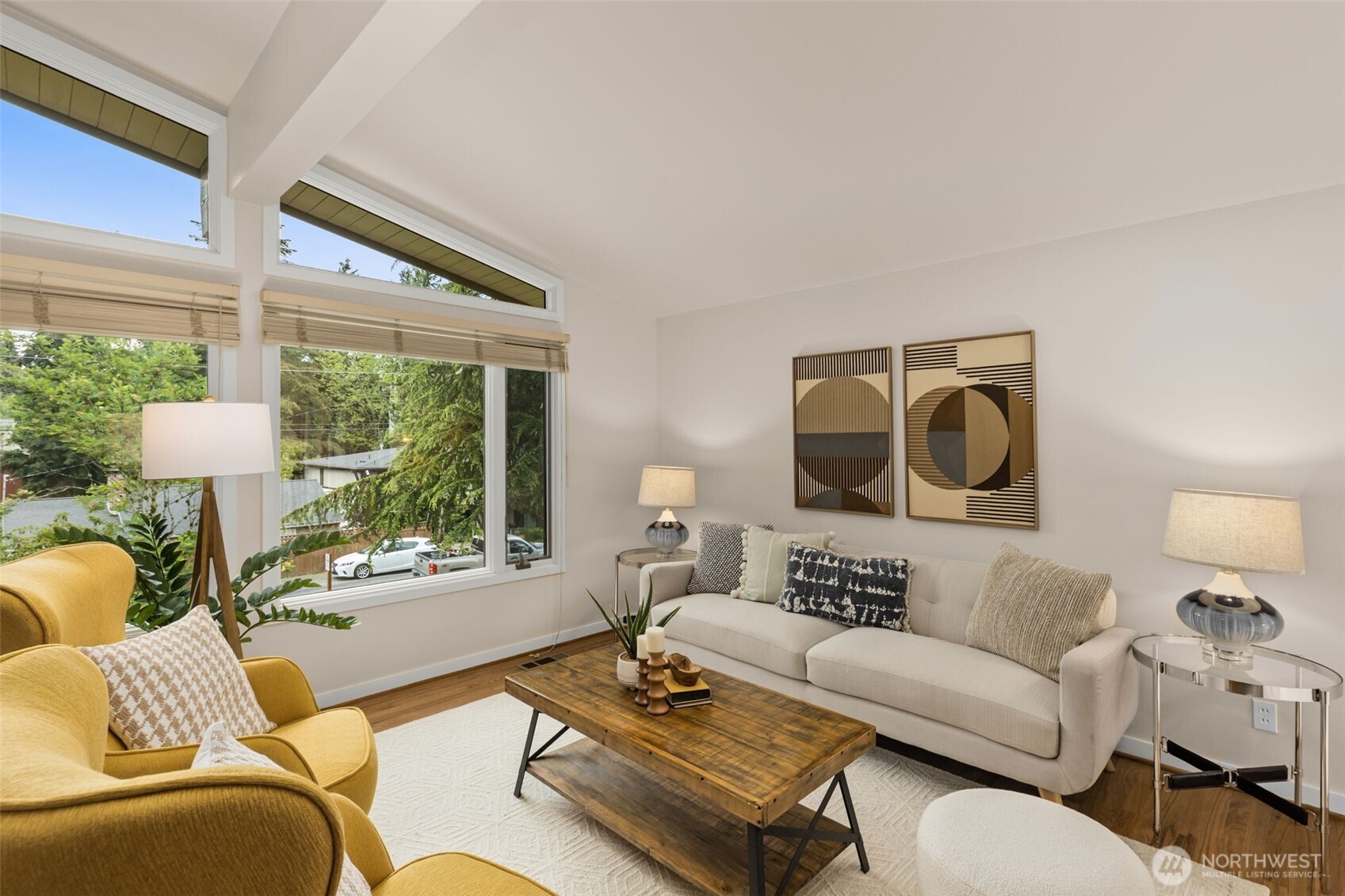 8805 SE 39th Street , Mercer Island, WA 98040