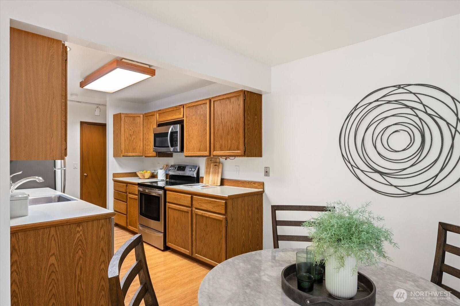 12027 15th Avenue NE #305, Seattle, WA 98125
