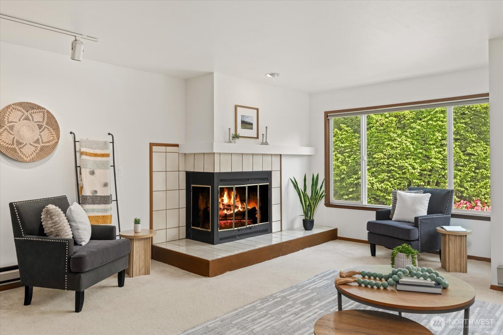 12027 15th Avenue NE #305, Seattle, WA 98125