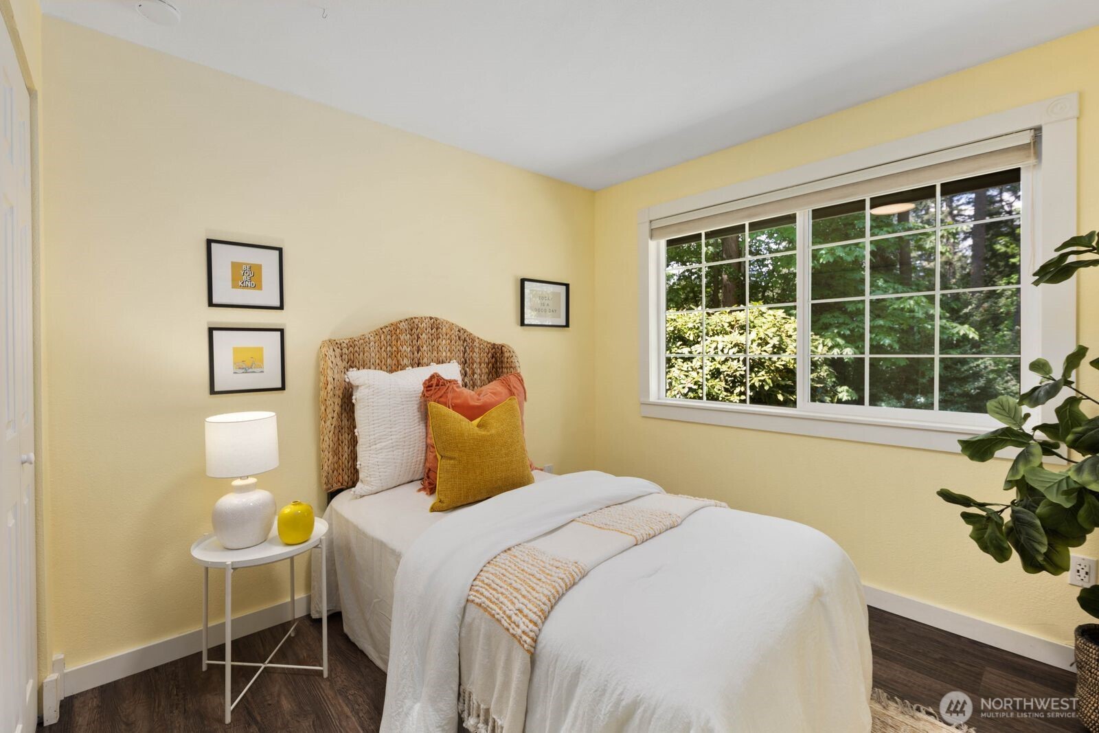 16464 239th Avenue SE, Issaquah, WA 98027