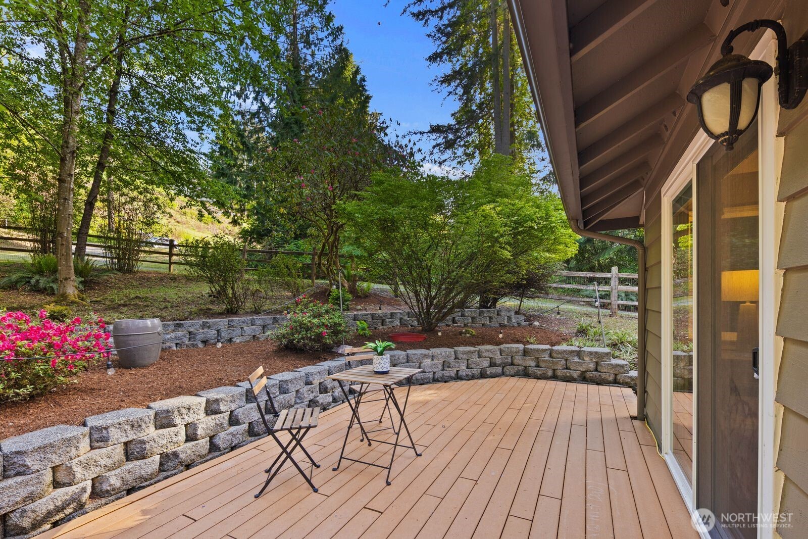 16464 239th Avenue SE, Issaquah, WA 98027