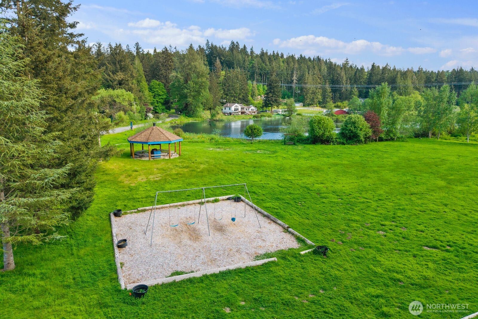 16464 239th Avenue SE, Issaquah, WA 98027