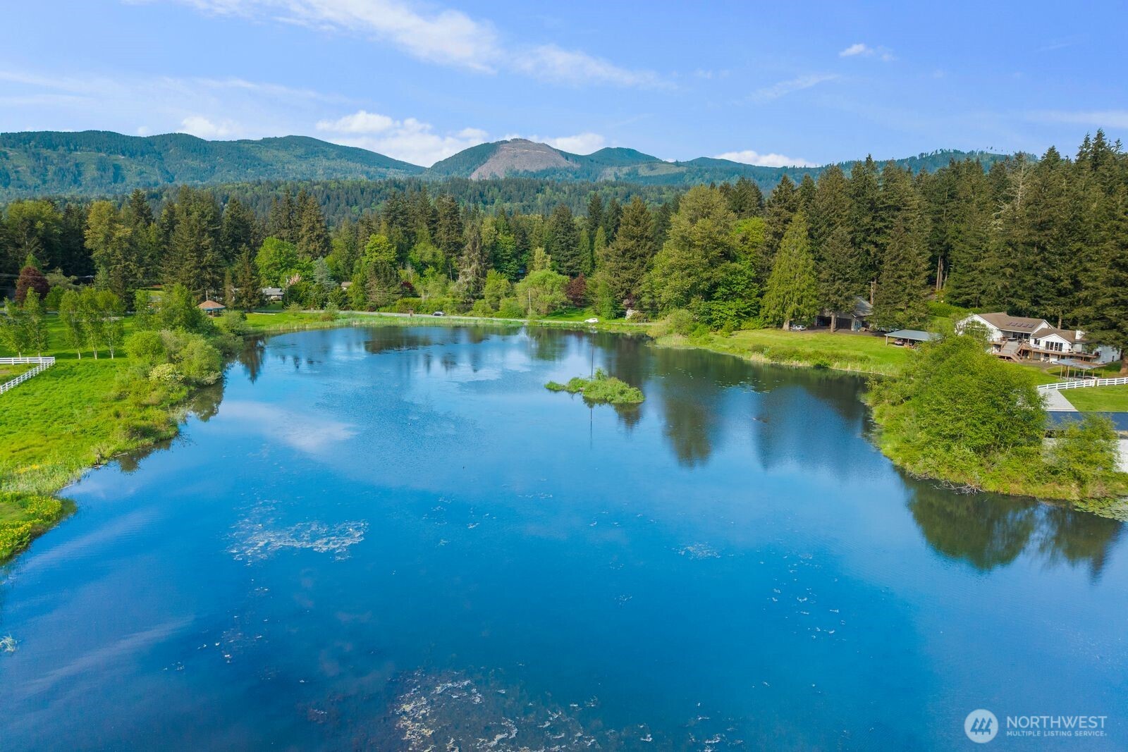 16464 239th Avenue SE, Issaquah, WA 98027