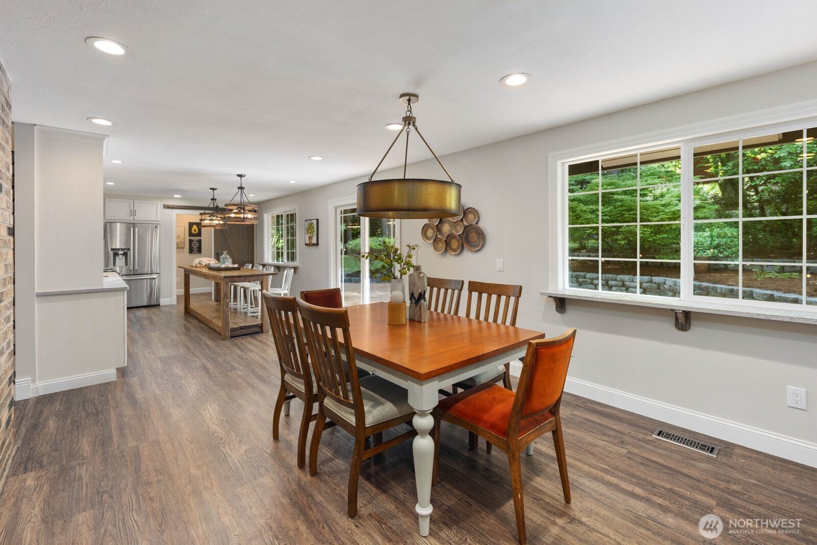 16464 239th Avenue SE, Issaquah, WA 98027