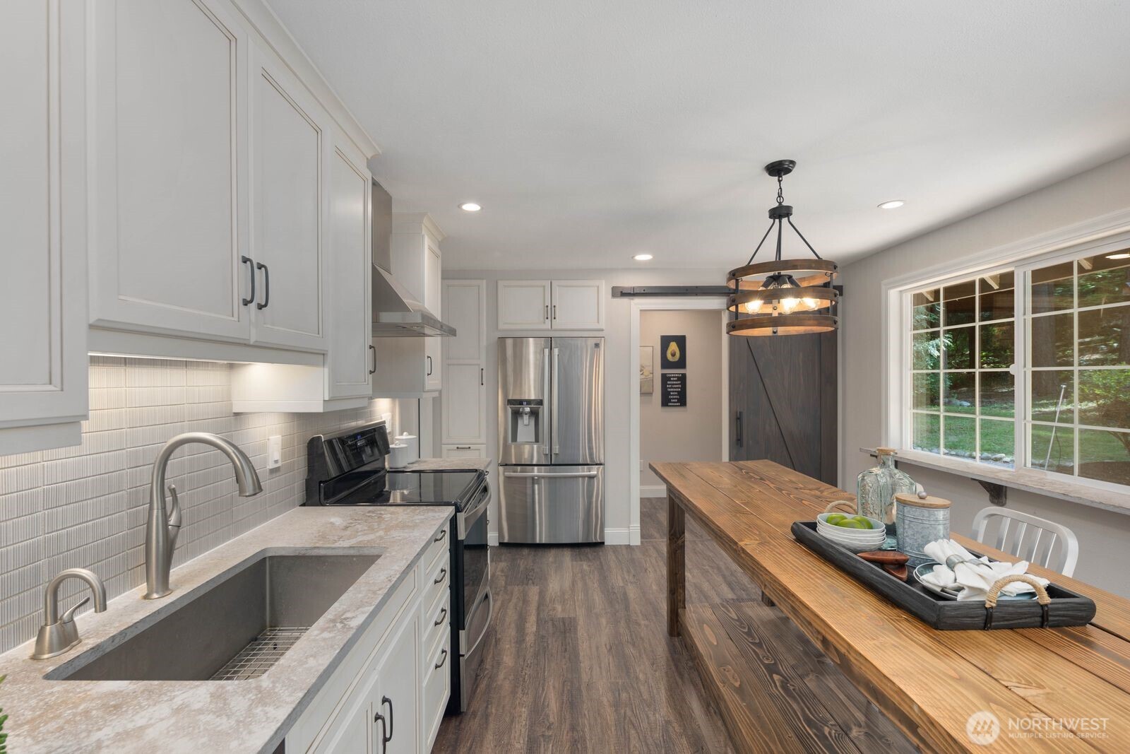 16464 239th Avenue SE, Issaquah, WA 98027