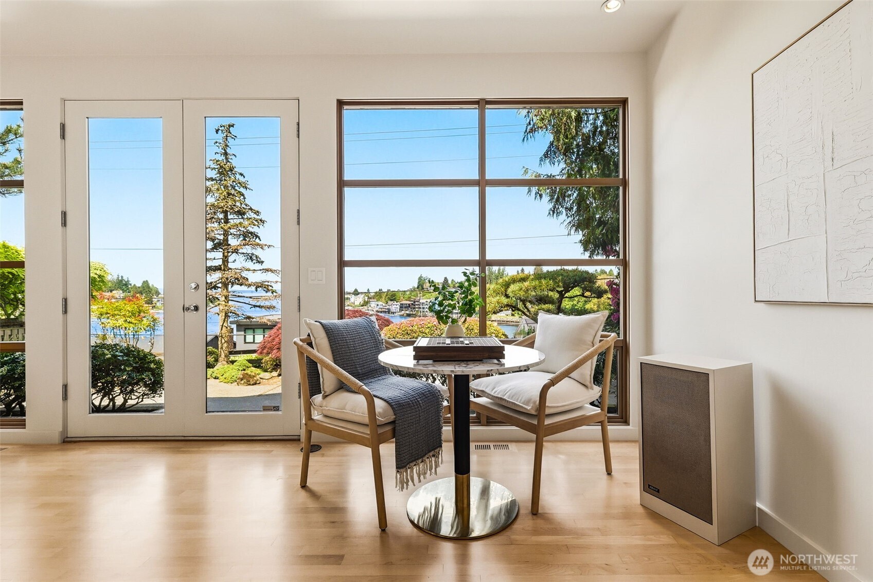 3607 W W Commodore Way , Seattle, WA 98199