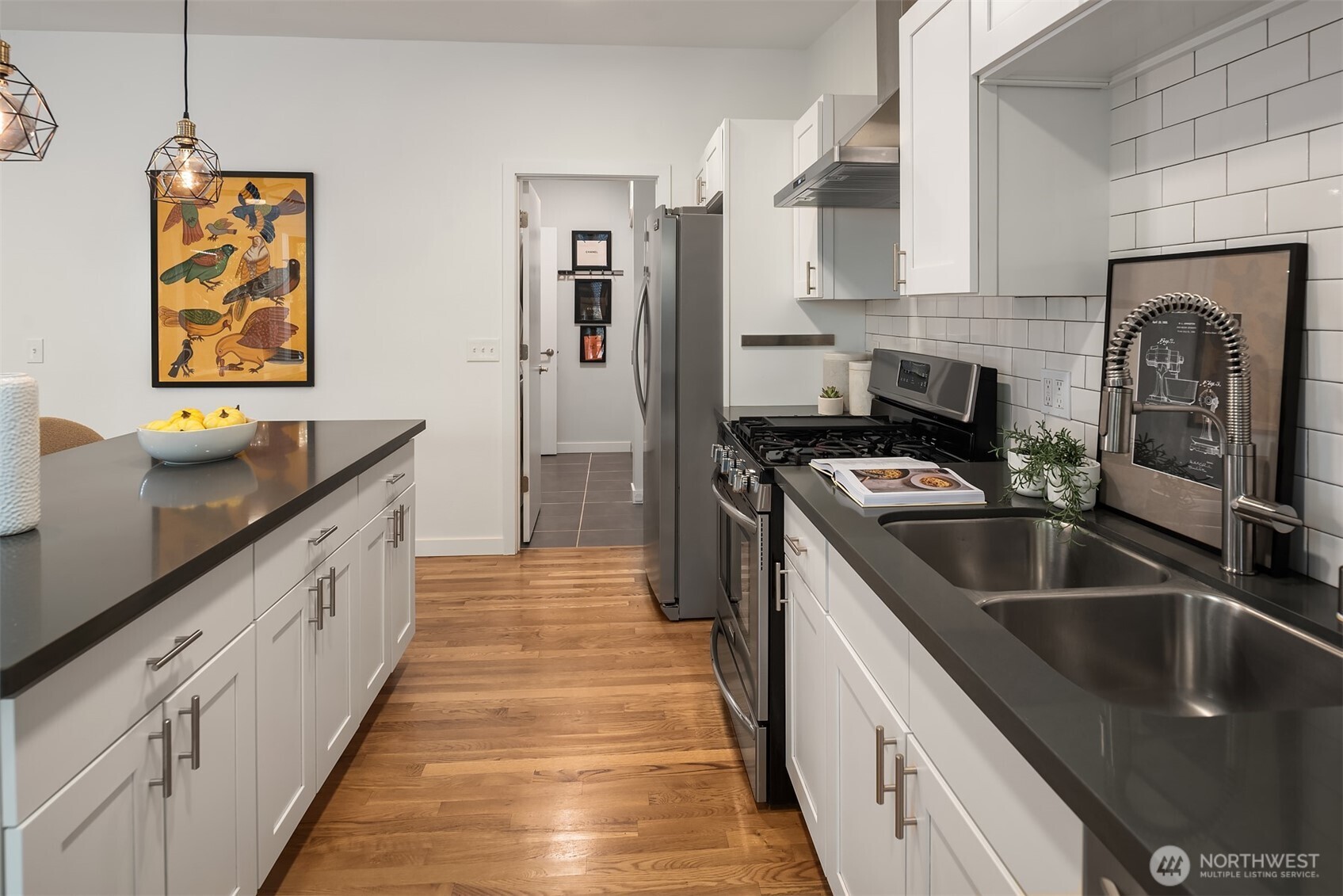 15634 SE 8th Street , Bellevue, WA 98008