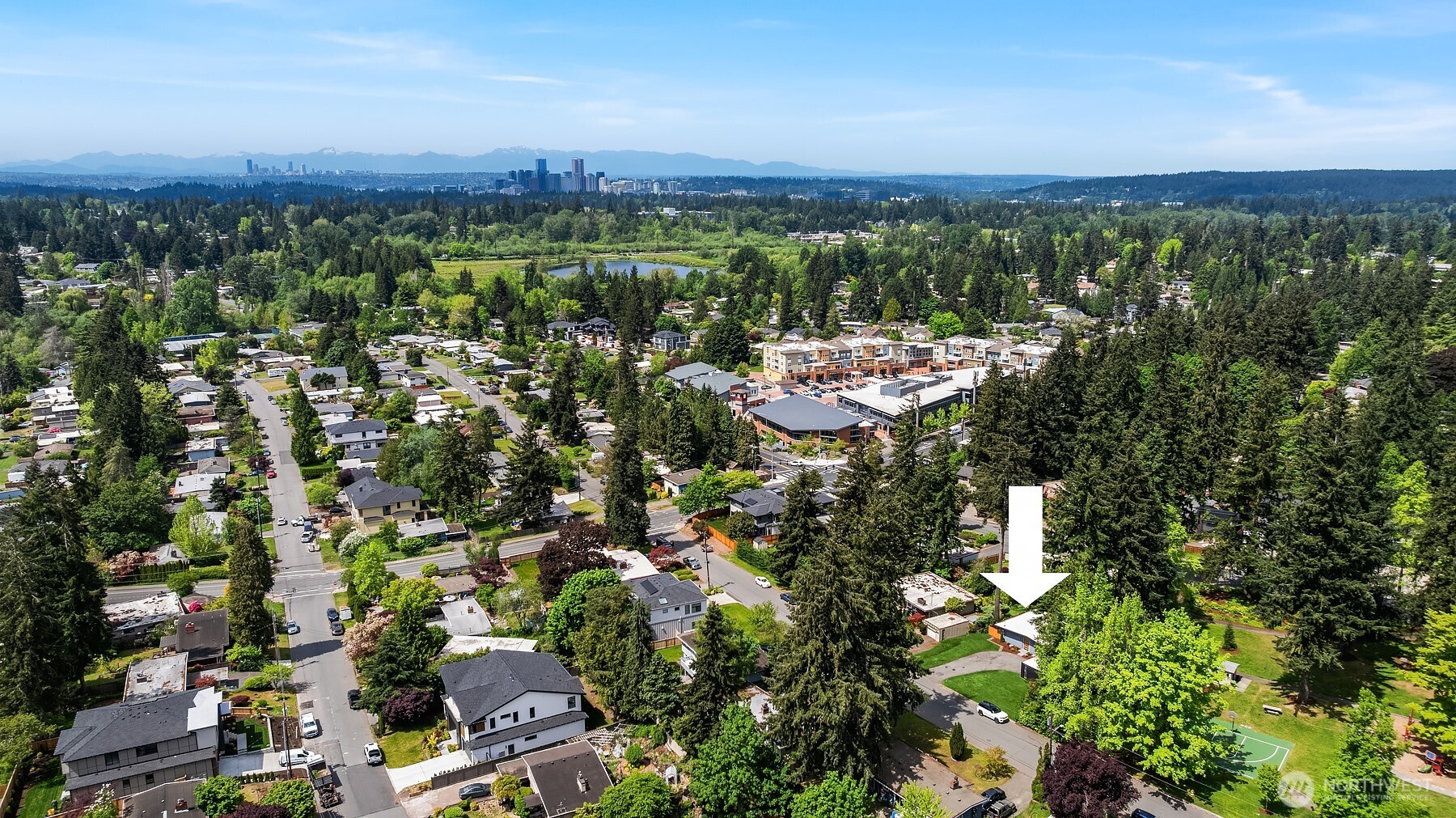 15634 SE 8th Street , Bellevue, WA 98008