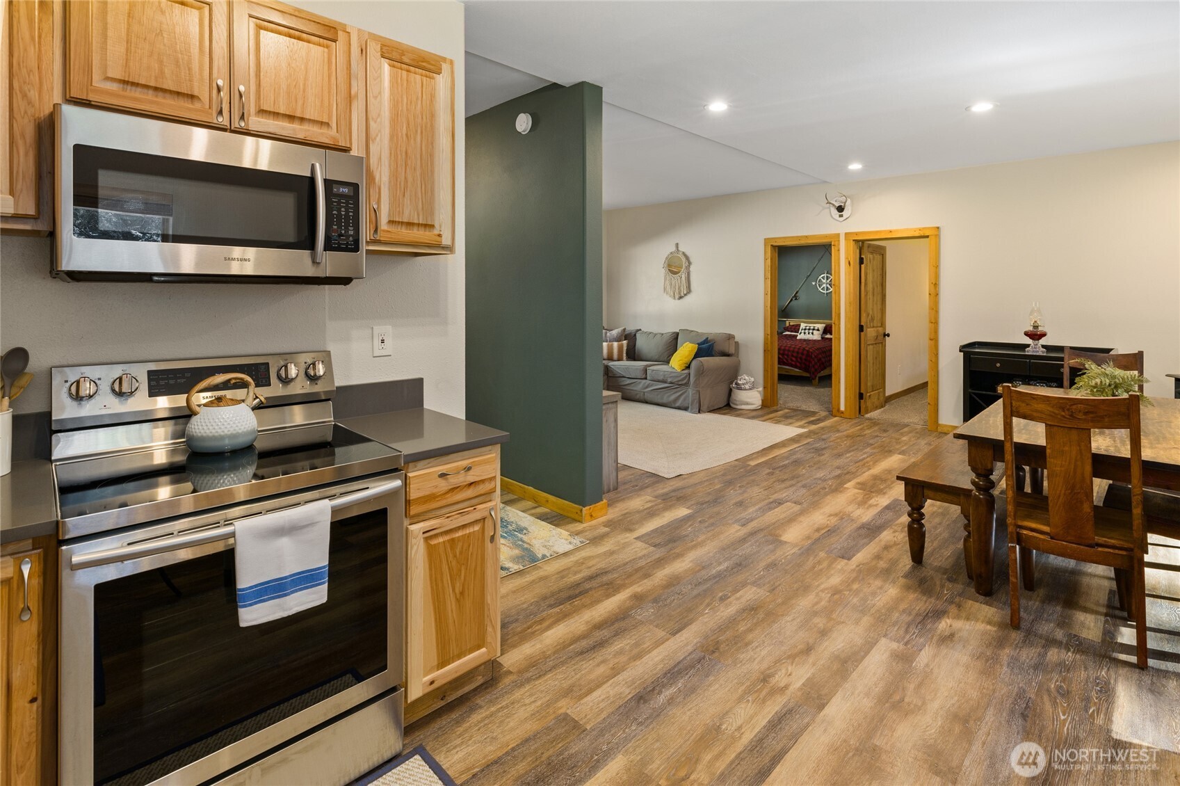 401 Why Worry Lane , Ronald, WA 98940