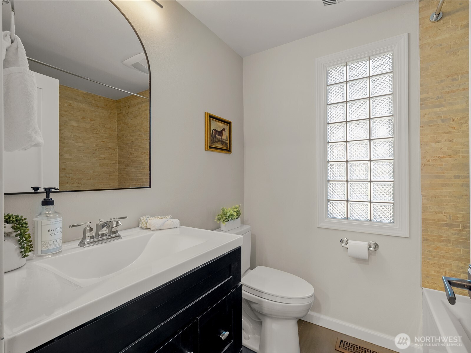 22713 NE 12th Place , Sammamish, WA 98074
