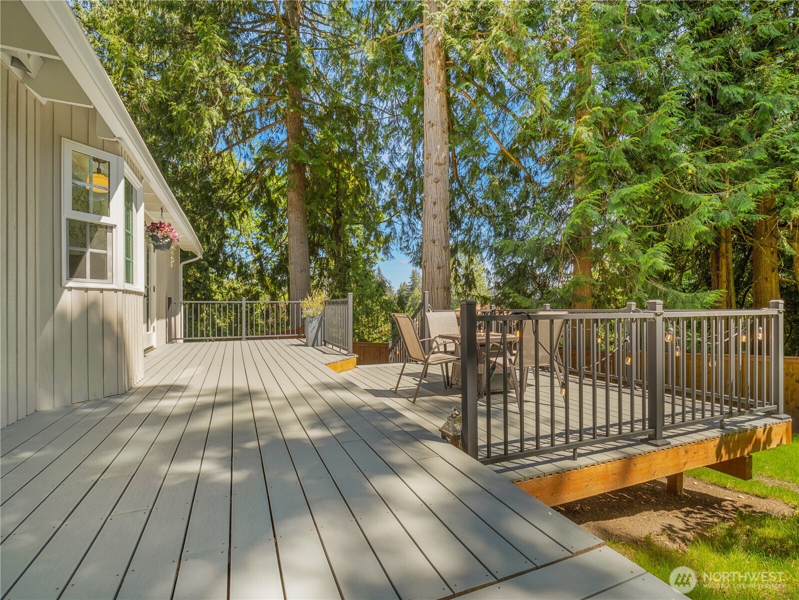 22713 NE 12th Place , Sammamish, WA 98074