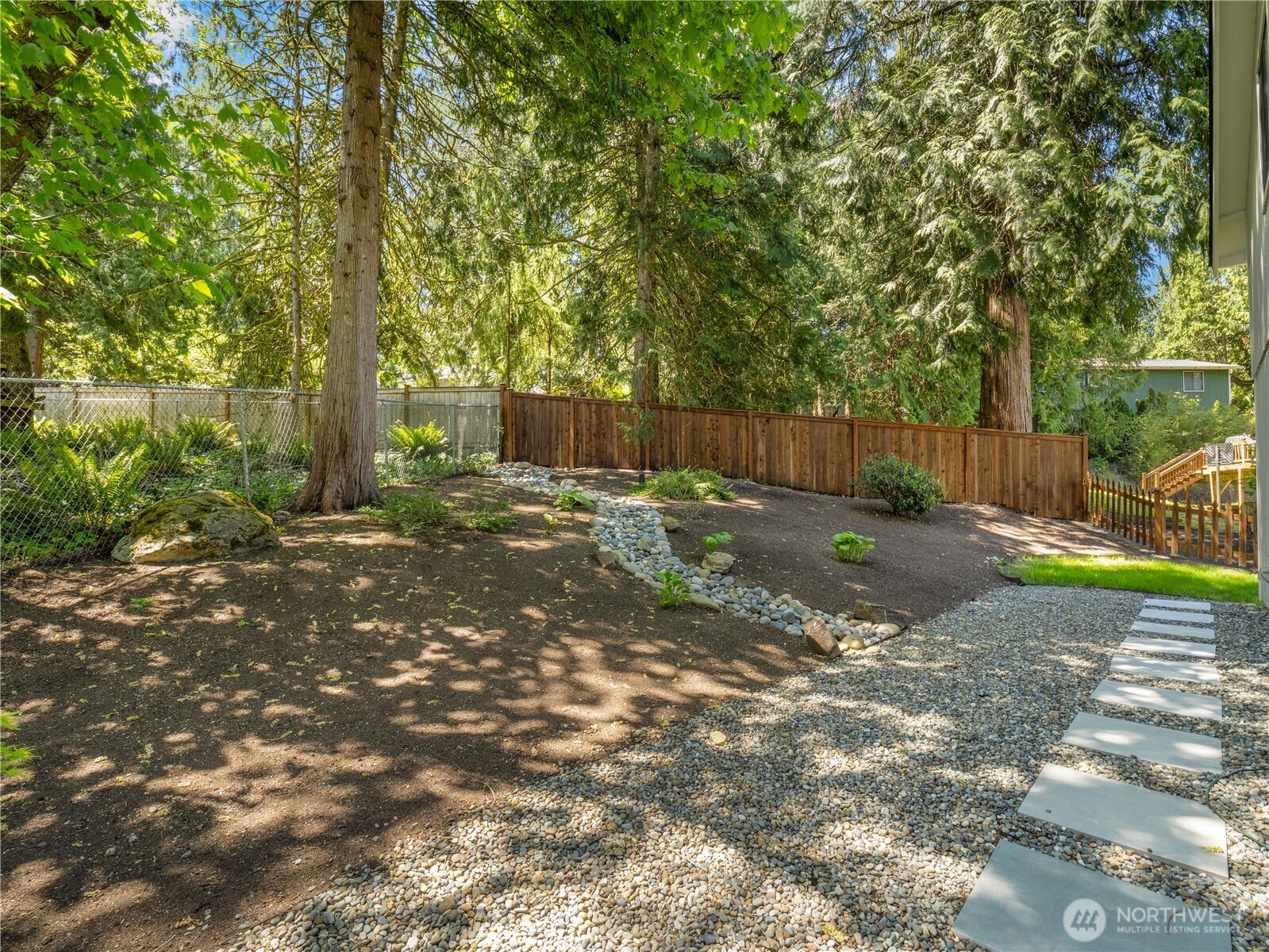22713 NE 12th Place , Sammamish, WA 98074