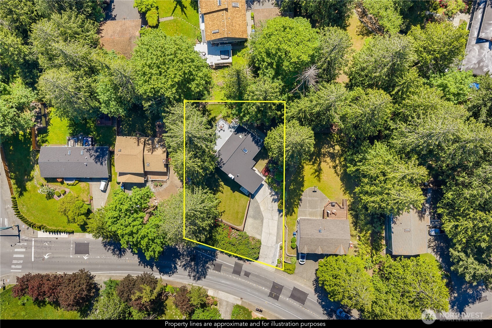 22713 NE 12th Place , Sammamish, WA 98074