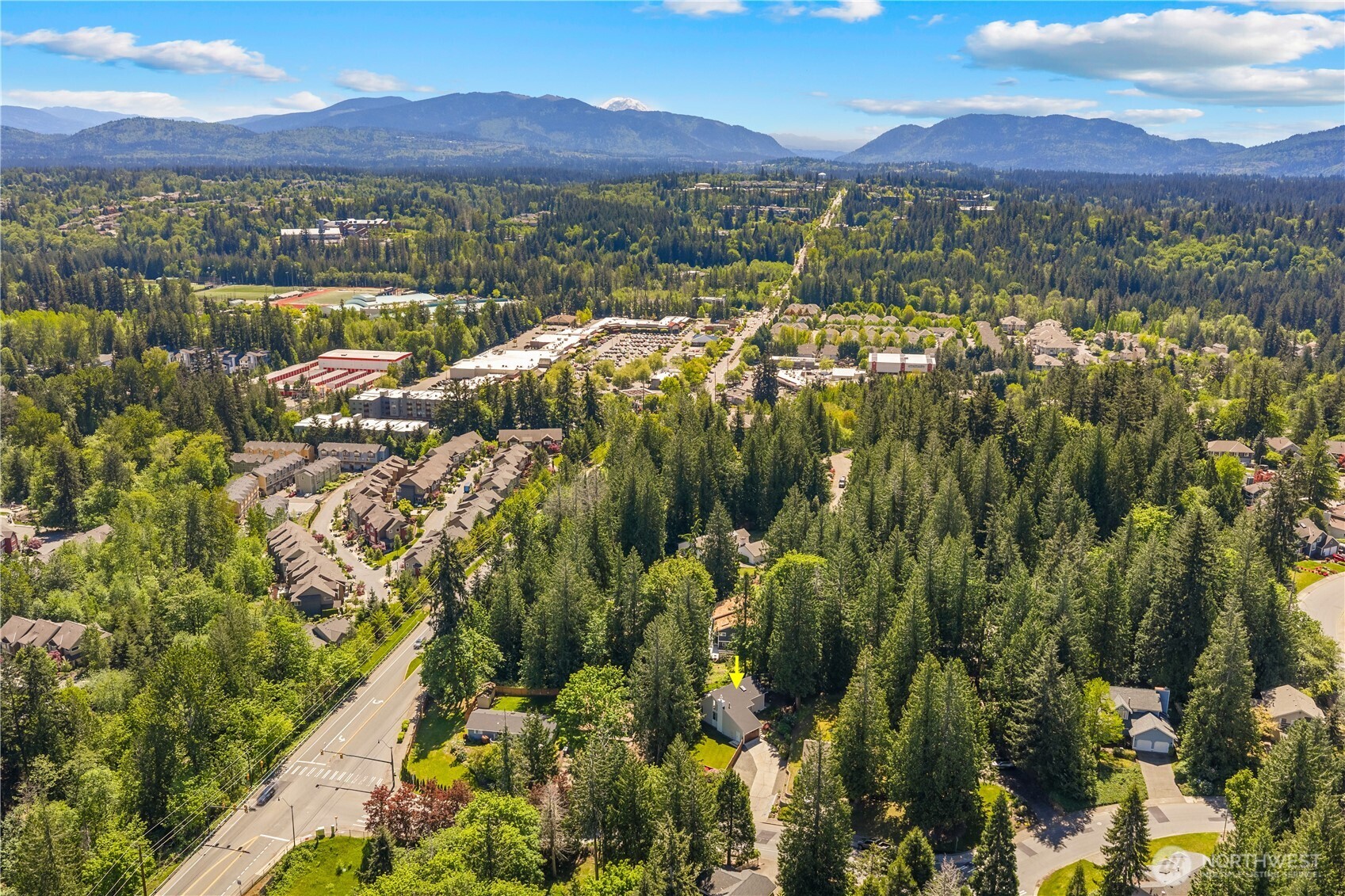 22713 NE 12th Place , Sammamish, WA 98074