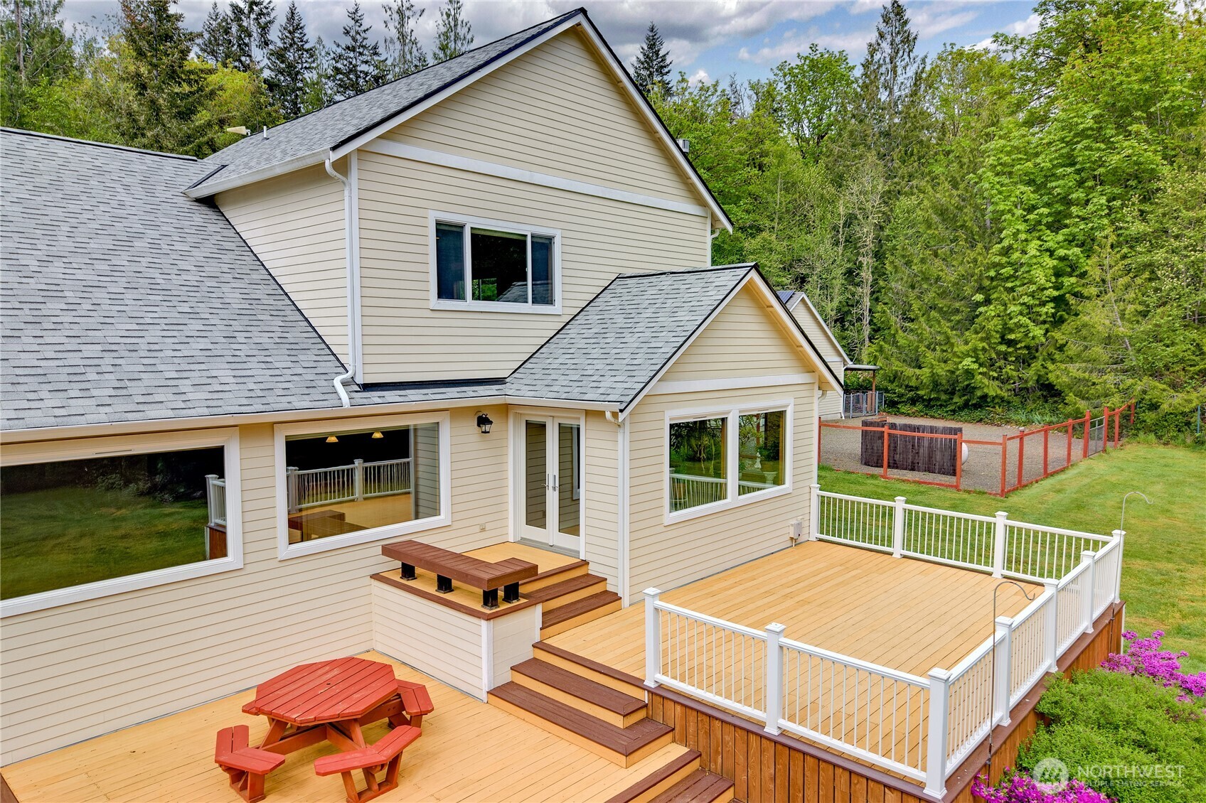 291 Fawn Meadow Road , Chimacum, WA 98325