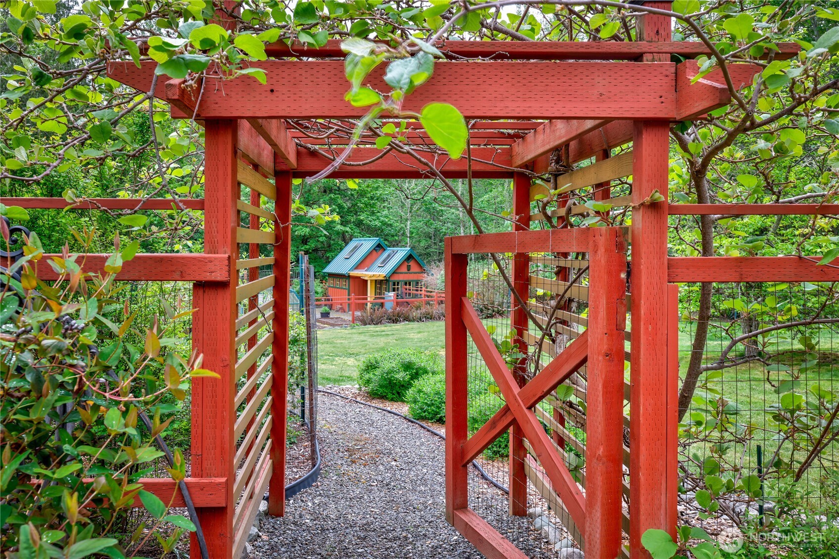 291 Fawn Meadow Road , Chimacum, WA 98325