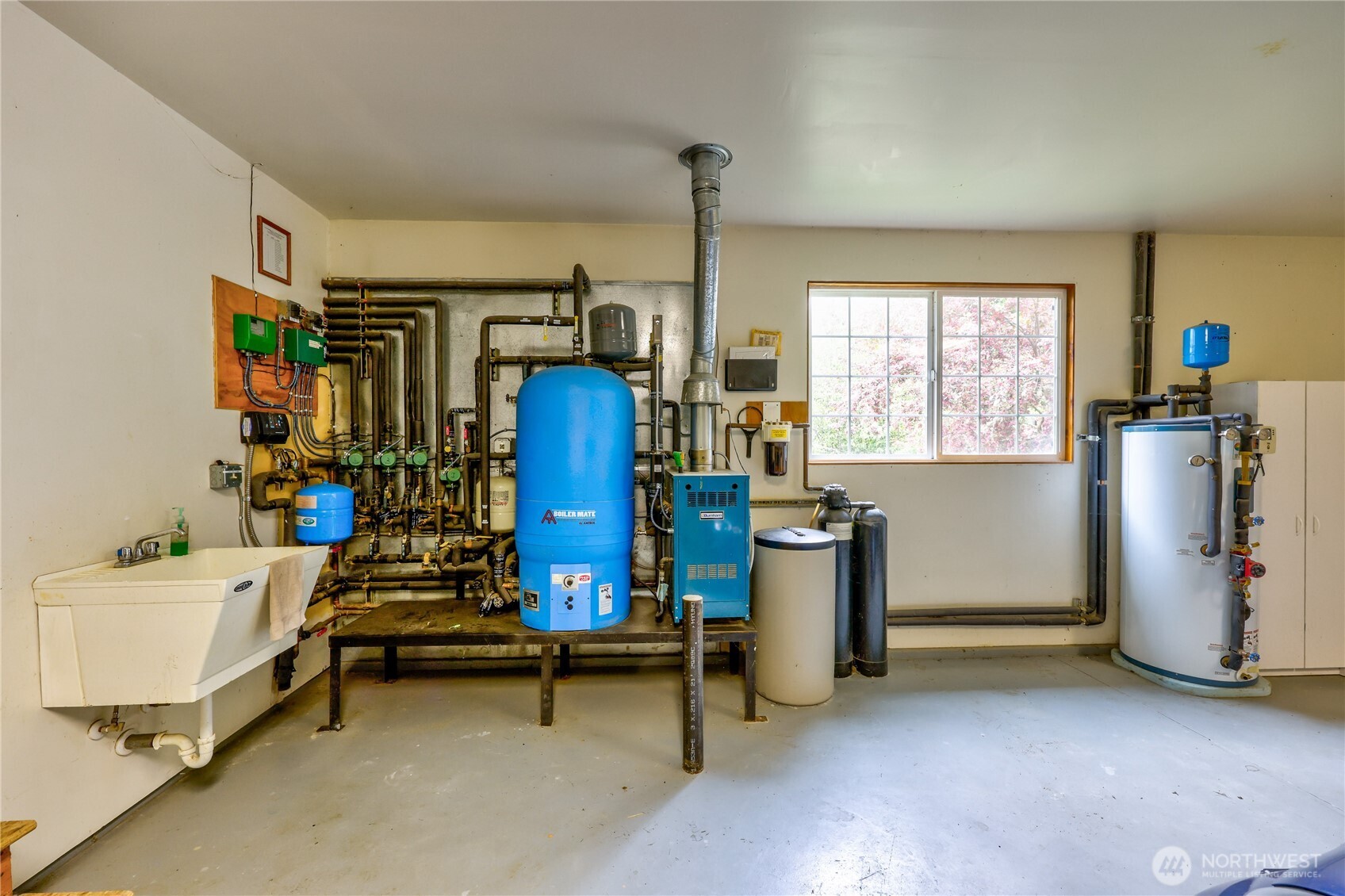 291 Fawn Meadow Road , Chimacum, WA 98325