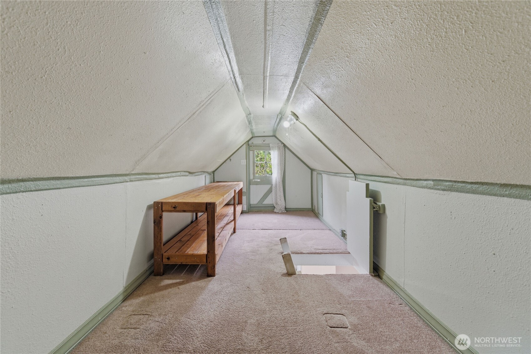 6557 Cultus Bay Road , Clinton, WA 98236