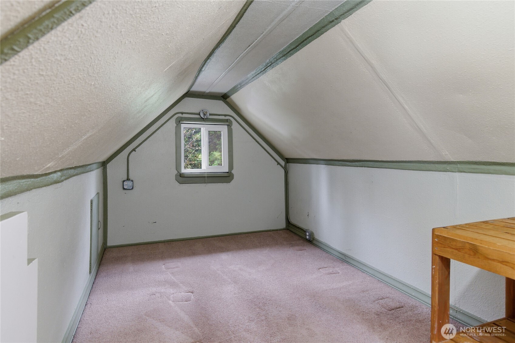 6557 Cultus Bay Road , Clinton, WA 98236