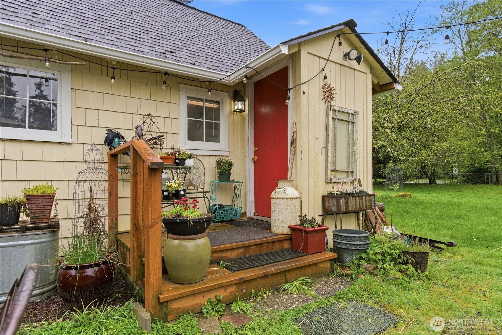 6557 Cultus Bay Road , Clinton, WA 98236