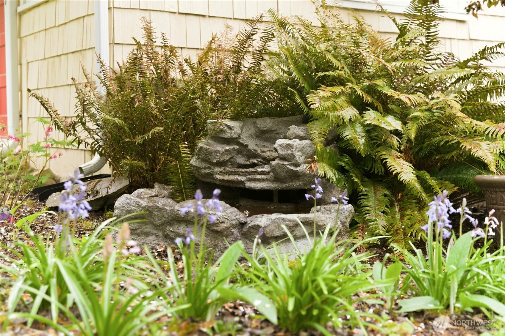 6557 Cultus Bay Road , Clinton, WA 98236