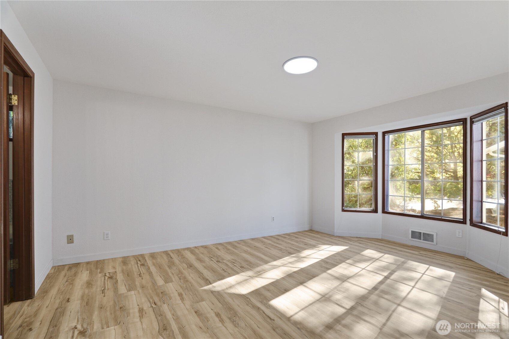 3438 161st Place SE #49, Bellevue, WA 98008