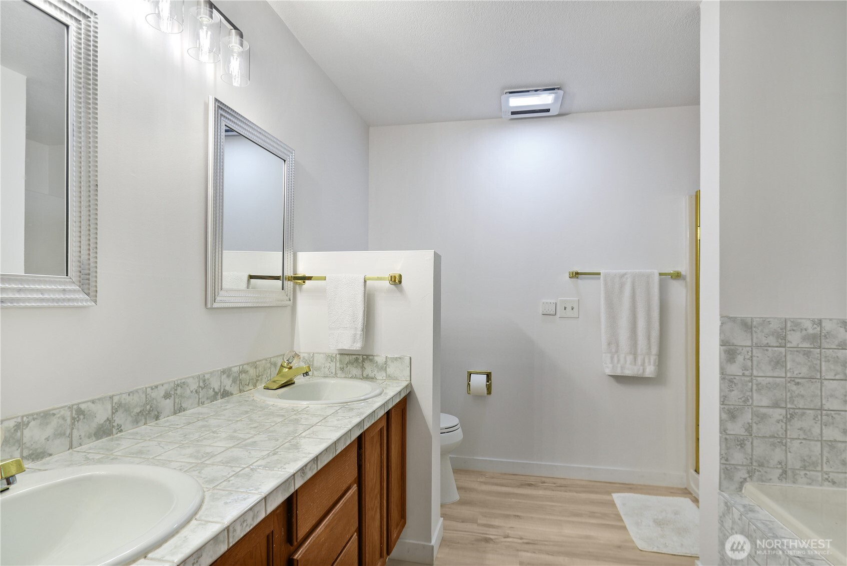 3438 161st Place SE #49, Bellevue, WA 98008