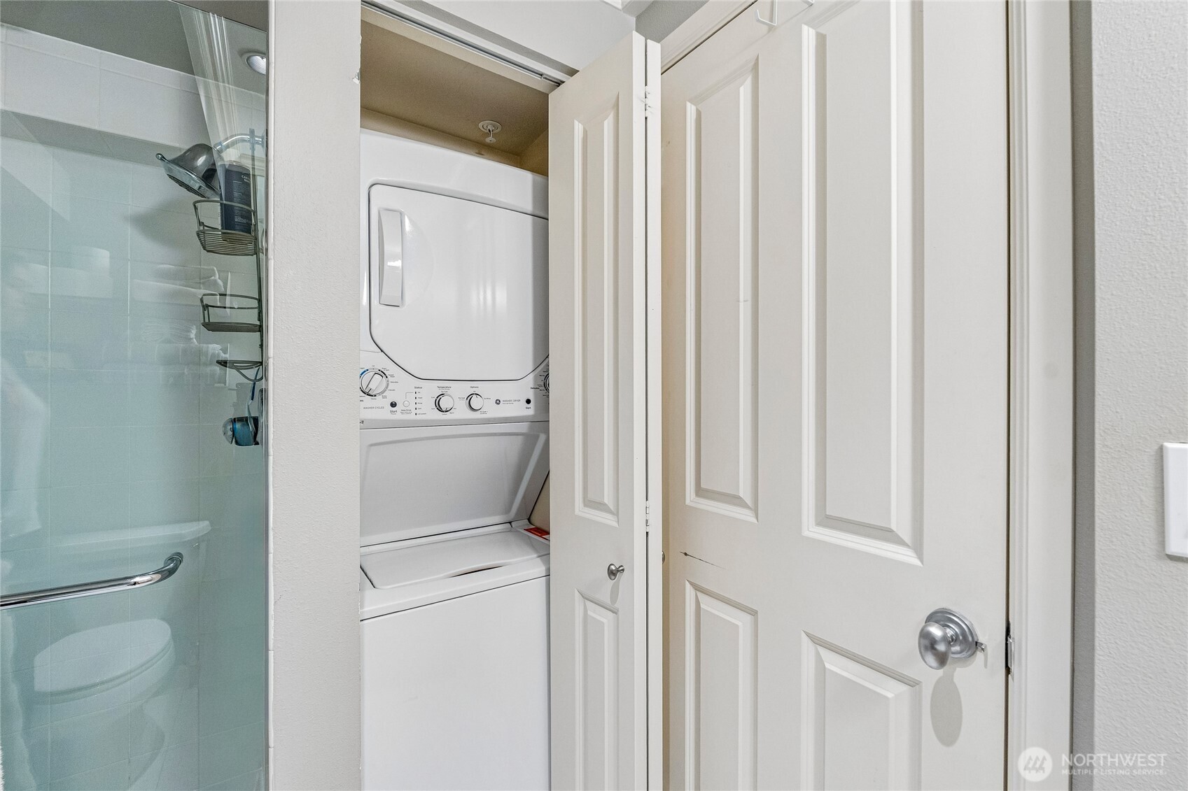 1929 43rd Avenue E #200, Seattle, WA 98112