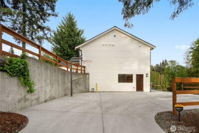11016 46th Street E, Edgewood, WA 98372-2354 - Photo 5
