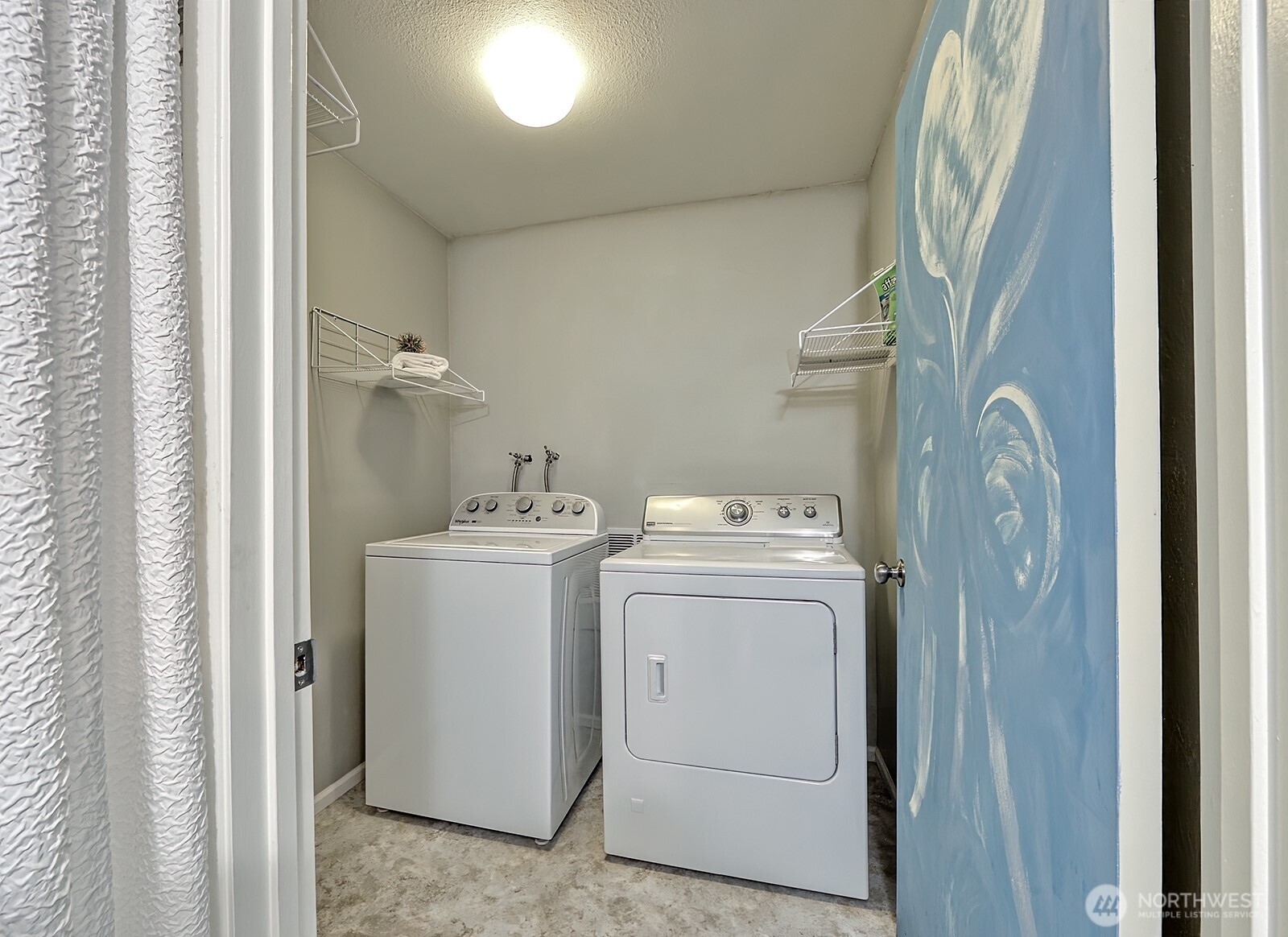 1008 W Toledo Street , Bellingham, WA 98229