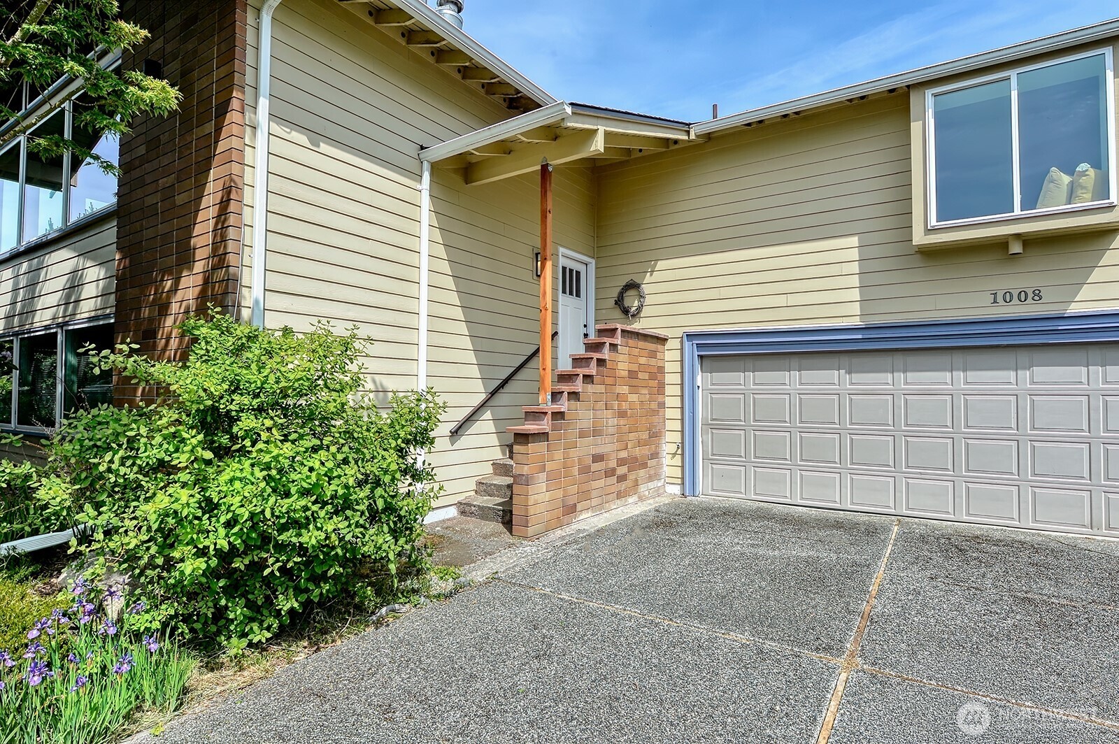 1008 W Toledo Street , Bellingham, WA 98229